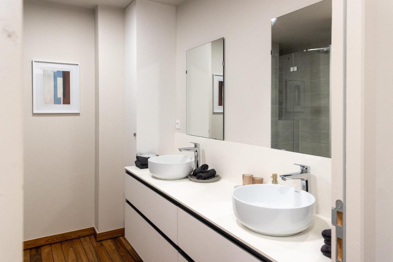 Mallory - Spacieux Centre Apartment